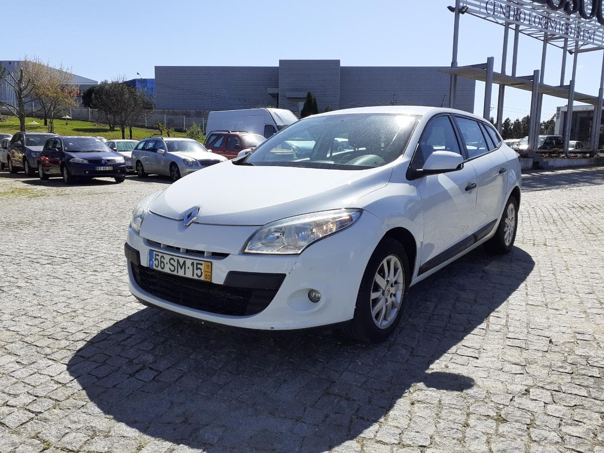 Renault Mégane 1.5 DCI · Ano 2011 — imagen 1