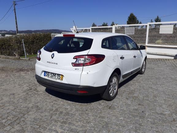 Renault Mégane 1.5 DCI · Ano 2011 — imagen 6