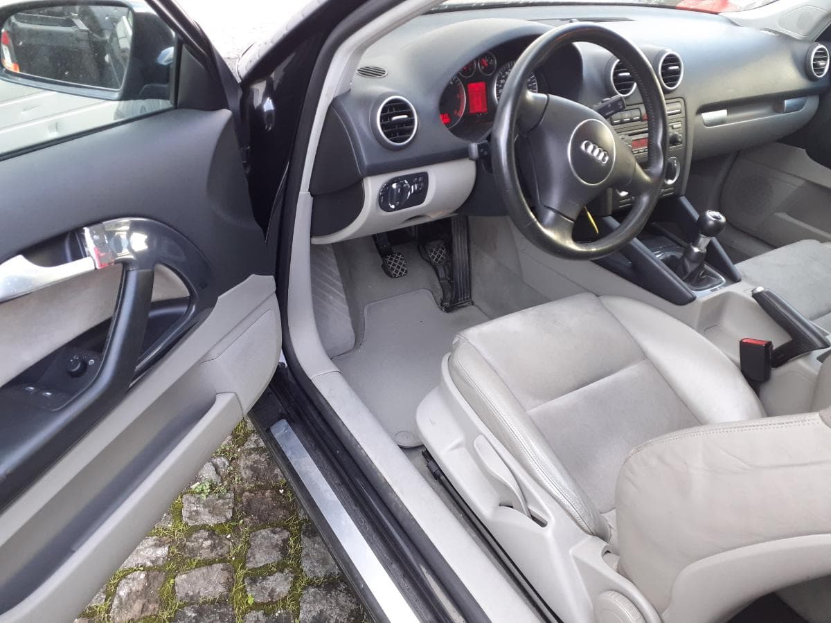 Audi A3 2.0 TDI · Ano 2004 — imagem 7