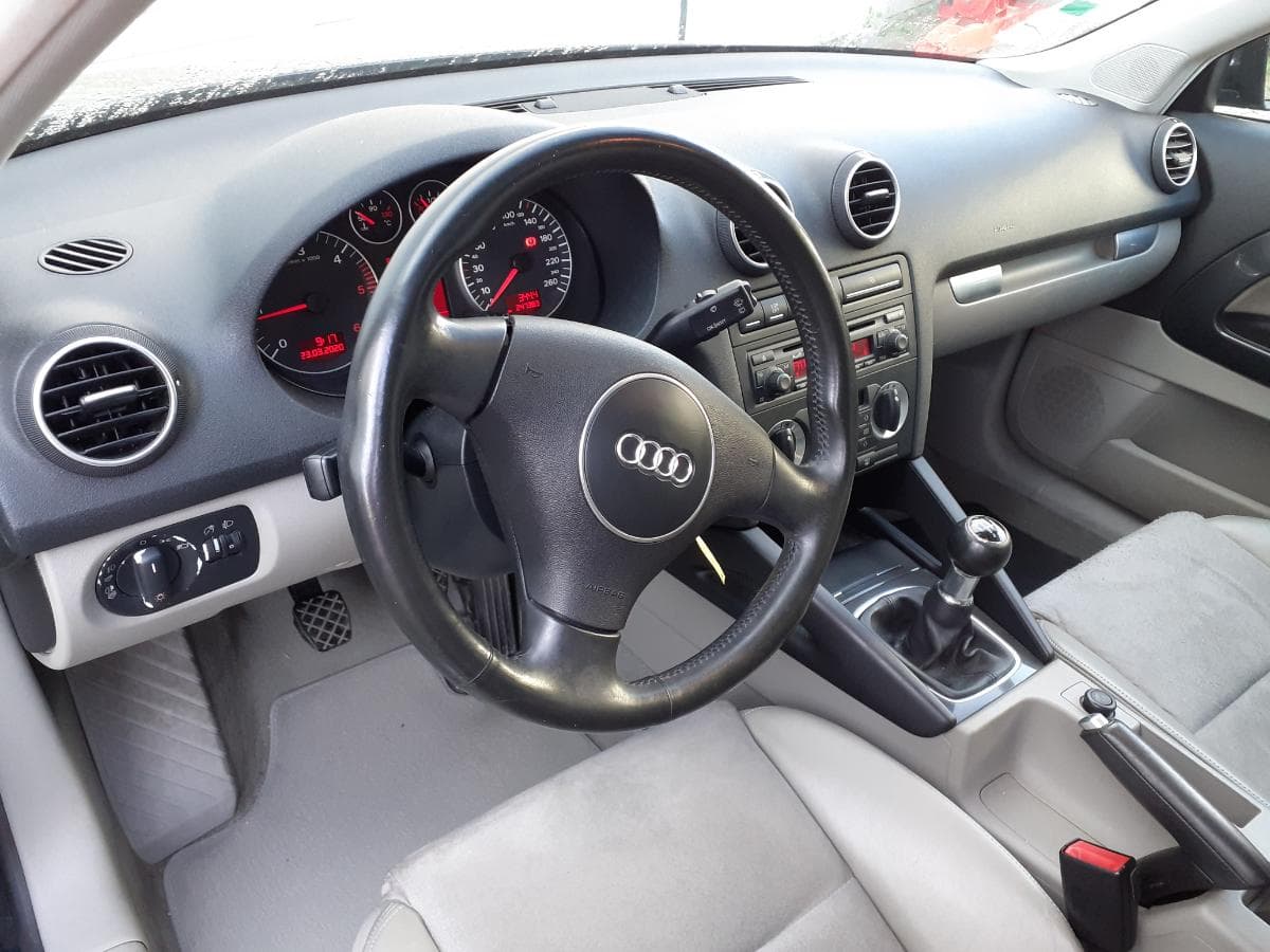 Audi A3 2.0 TDI · Ano 2004 — imagem 10