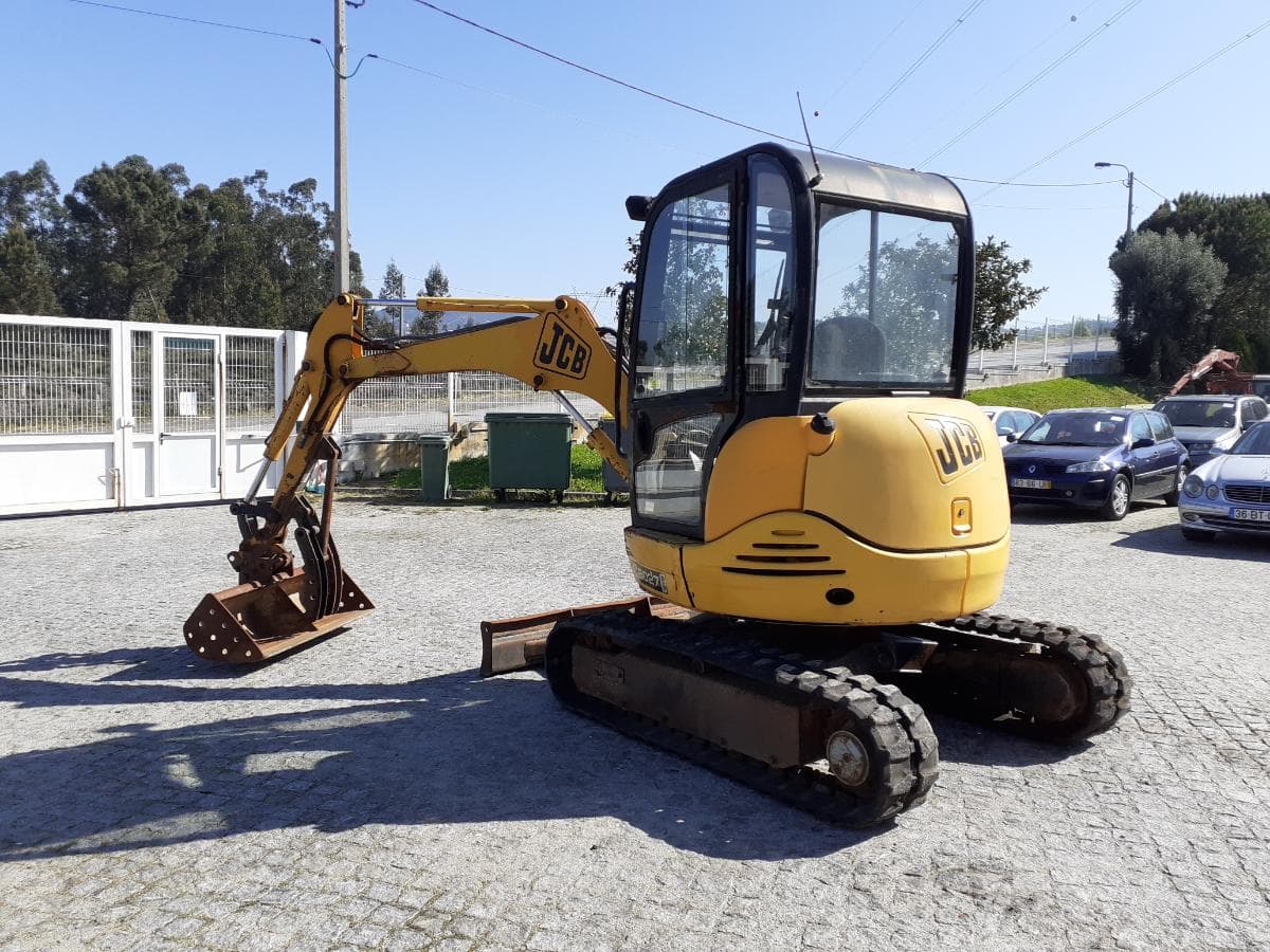 Mini Giratória JCB 8027 · 2002 — imagen 6