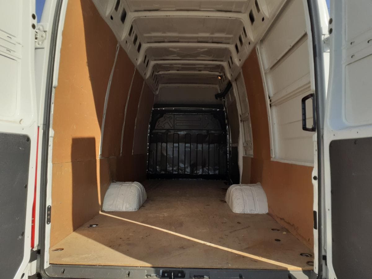 Iveco Daily 35 C 13 · Ano 2013 — imagen 14