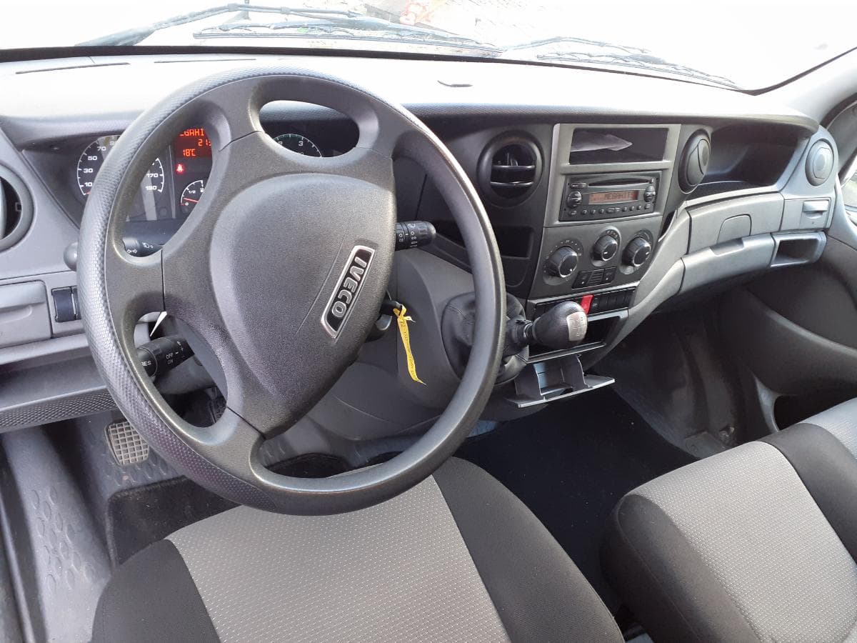 Iveco Daily 35 C 13 · Ano 2013 — imagen 10