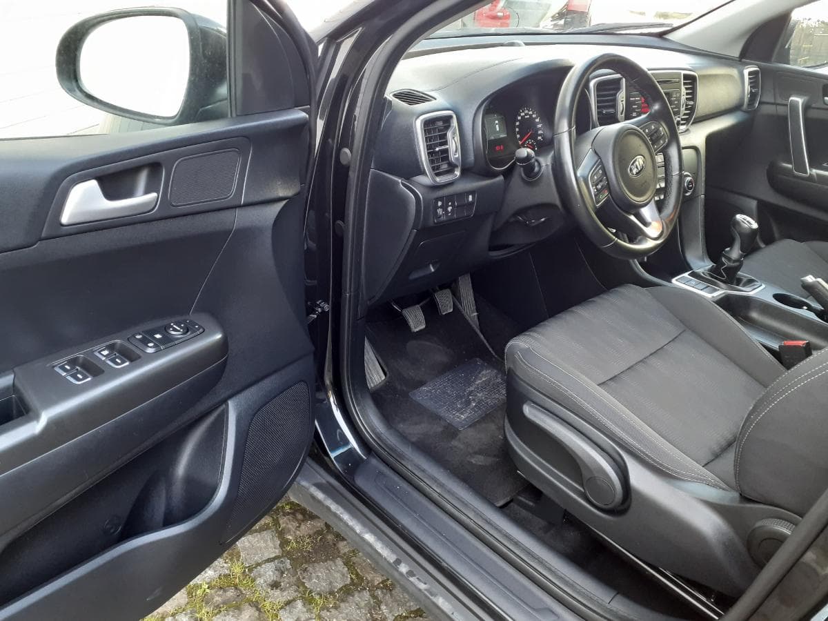 Kia Sportage CRDI · Ano 2018 — imagen 7
