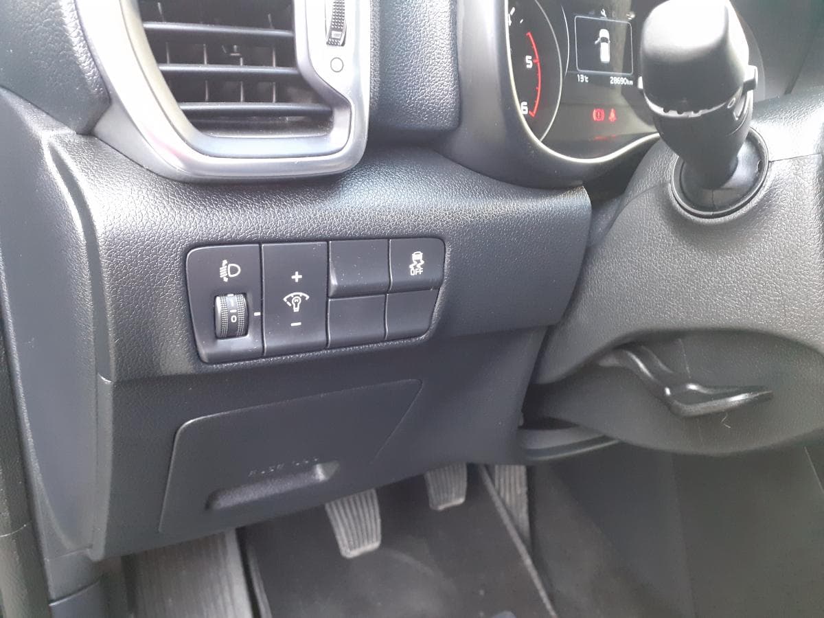 Kia Sportage CRDI · Ano 2018 — imagen 14