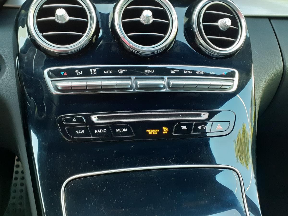 Mercedes-Benz C 200 D · Kit AMG · Ano 2018 — imagen 17