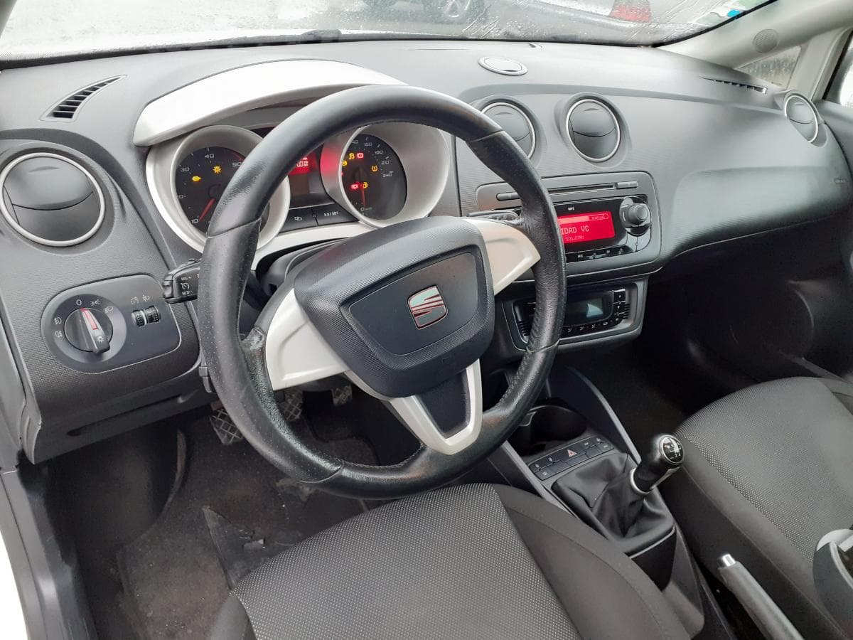 LEILÃO SUSPENSO · Redução Valor · Seat Ibiza 1.6 TDI · Ano 2010 — image 10