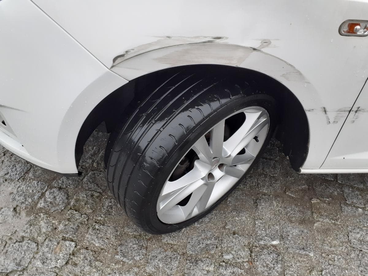 LEILÃO SUSPENSO · Redução Valor · Seat Ibiza 1.6 TDI · Ano 2010 — image 20