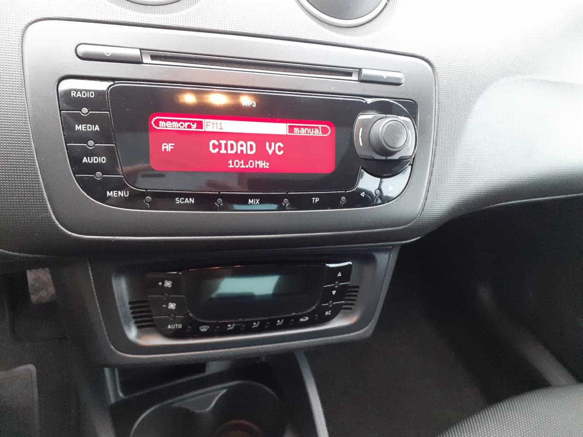 LEILÃO SUSPENSO · Redução Valor · Seat Ibiza 1.6 TDI · Ano 2010 — image 14