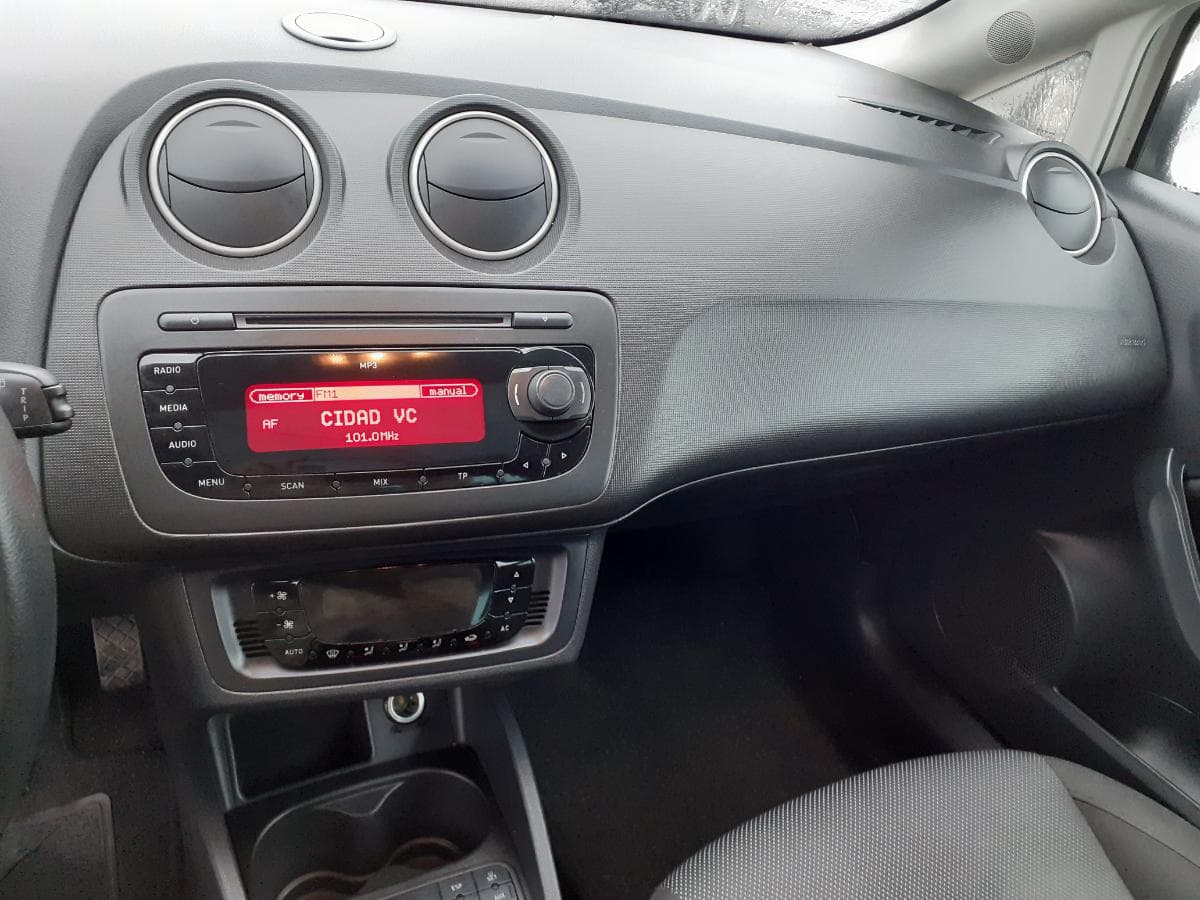 LEILÃO SUSPENSO · Redução Valor · Seat Ibiza 1.6 TDI · Ano 2010 — image 15