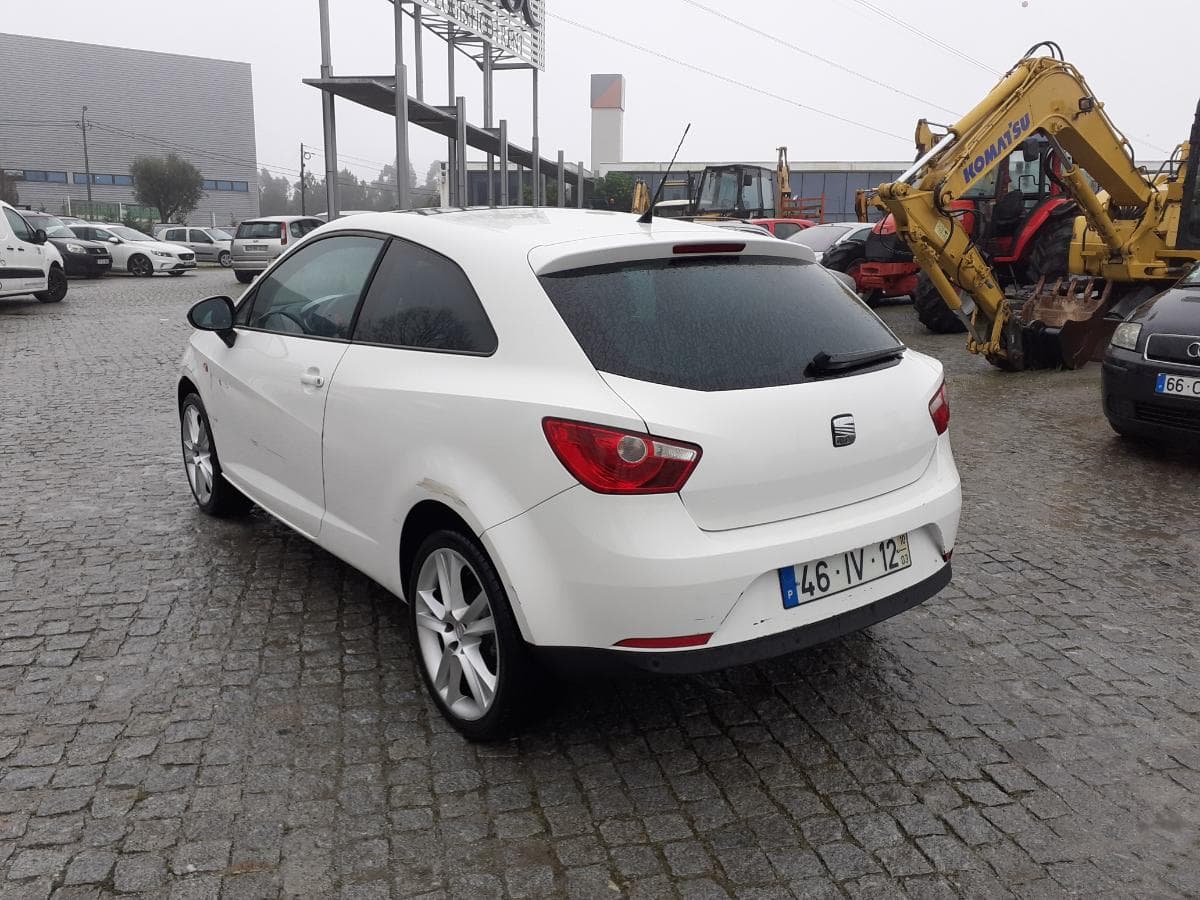 LEILÃO SUSPENSO · Redução Valor · Seat Ibiza 1.6 TDI · Ano 2010 — image 4