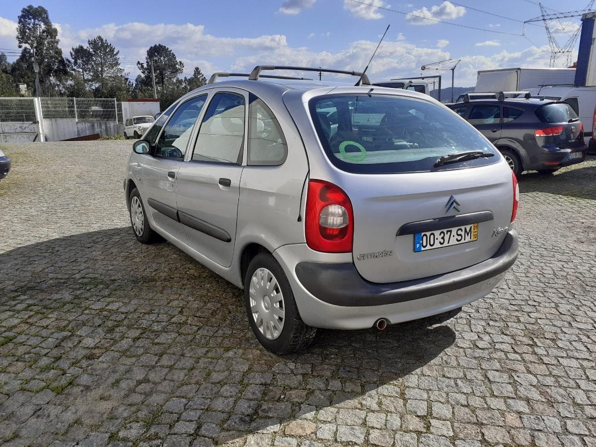 Citroën Xsara Picasso · Ano 2001 — imagen 4