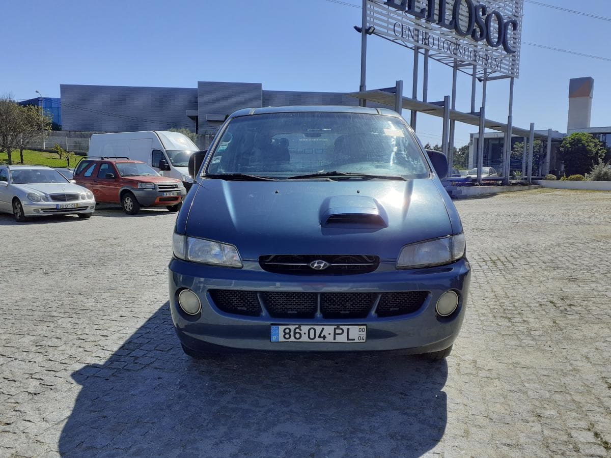 Hyundai H1 · Ano 2000 — imagem 2
