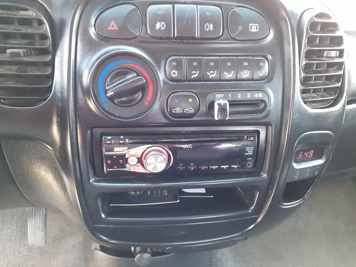 Hyundai H1 · Ano 2000 — imagem 13