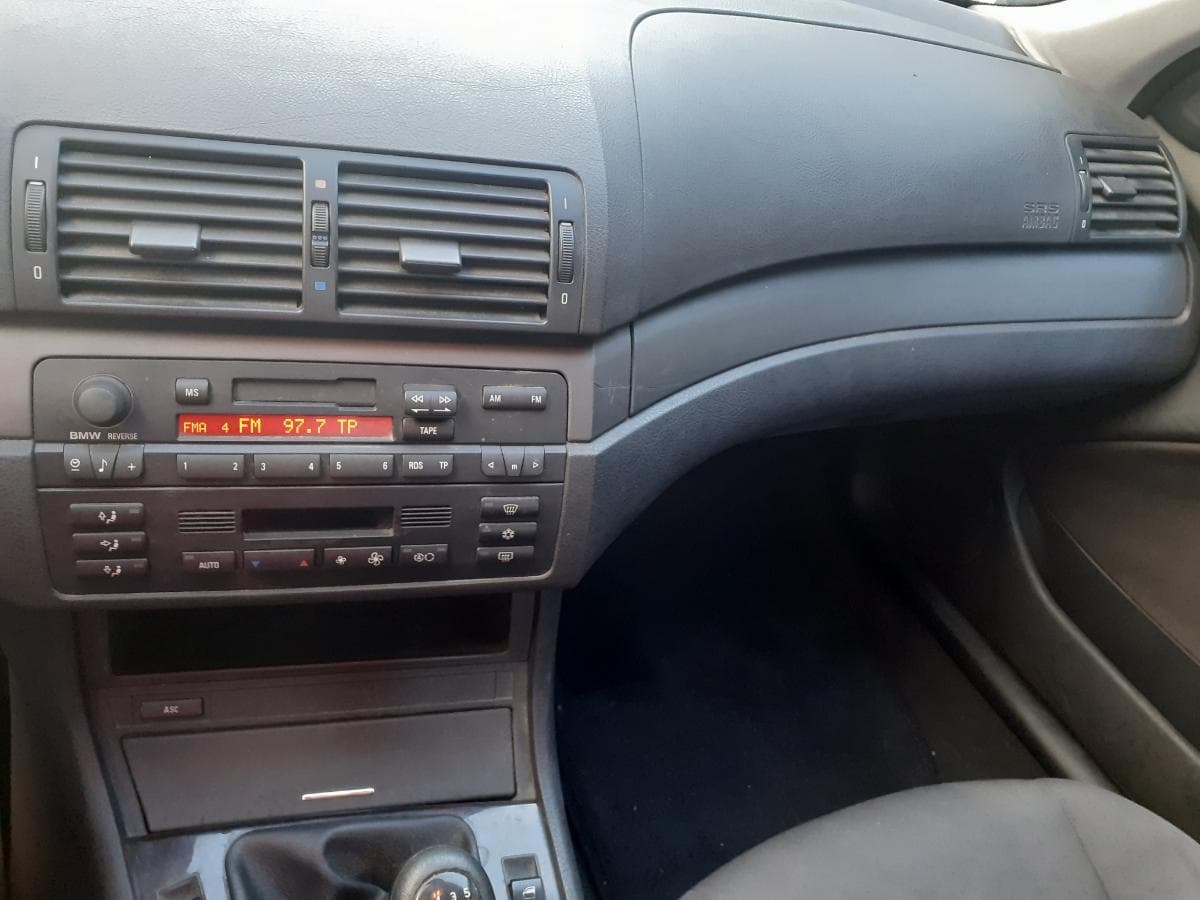 BMW 316i · Ano 2003 — imagen 11