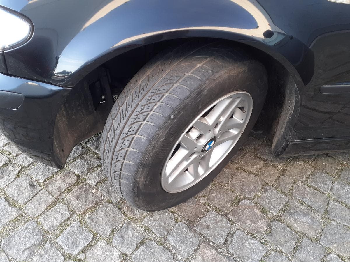 BMW 316i · Ano 2003 — imagen 19