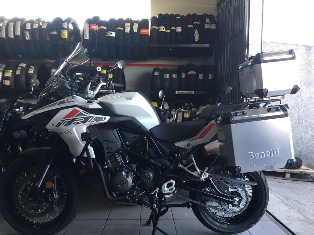 Motociclo BENELLI TRK 502 X