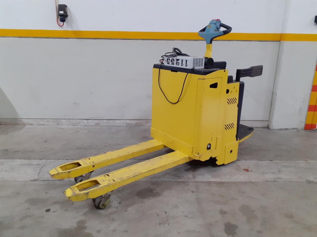 Porta Paletes Hyster P2.0 S FBW · Ano 2011 — imagem 1