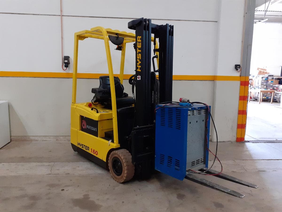 Empilhador Elétrico Hyster — imagem 1