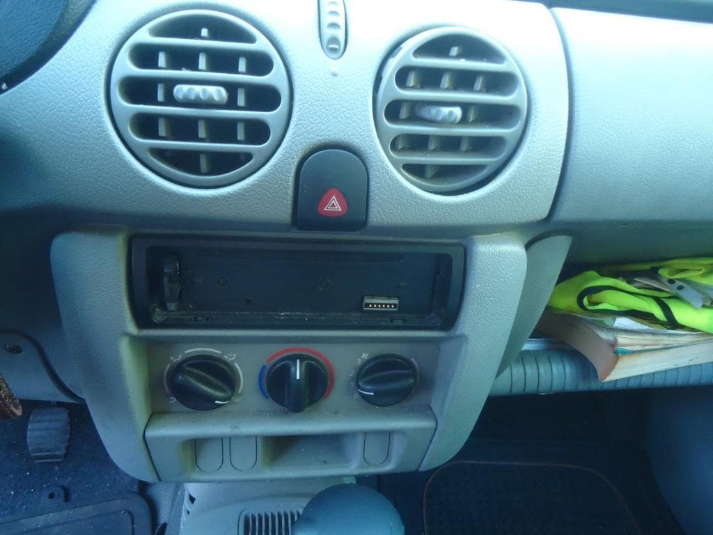 Renault Kangoo · 2006 — imagen 13