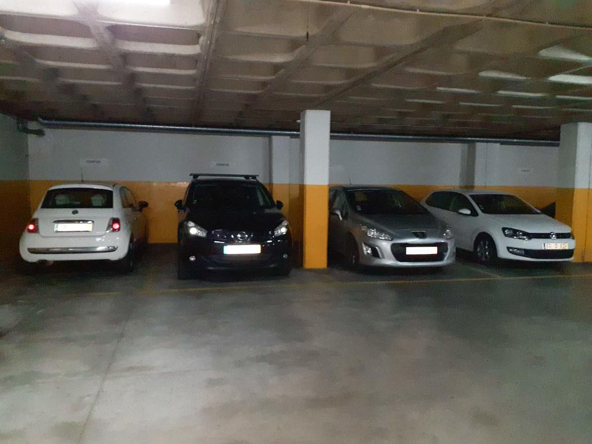 Lugar de Garagem · Porto — imagem 3