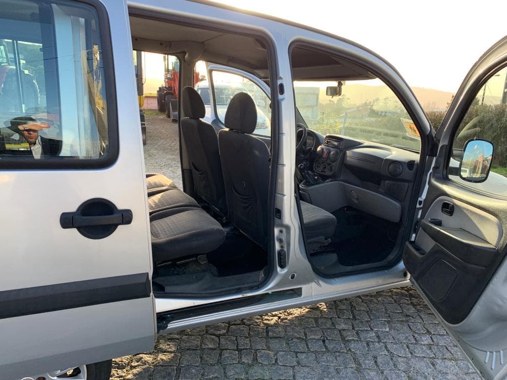 Fiat Doblo · 7 lugares — imagem 13