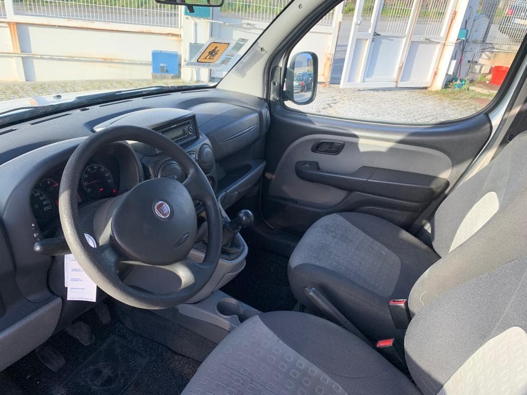 Fiat Doblo · 7 lugares — imagem 7