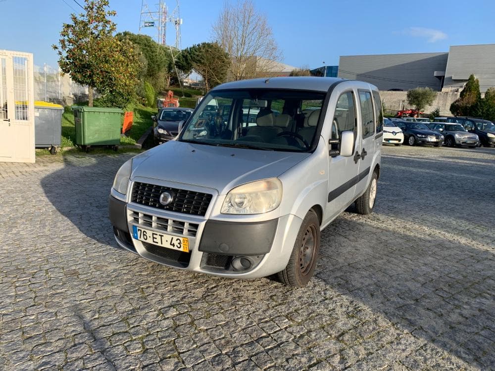 Fiat Doblo · 7 lugares — imagem 3