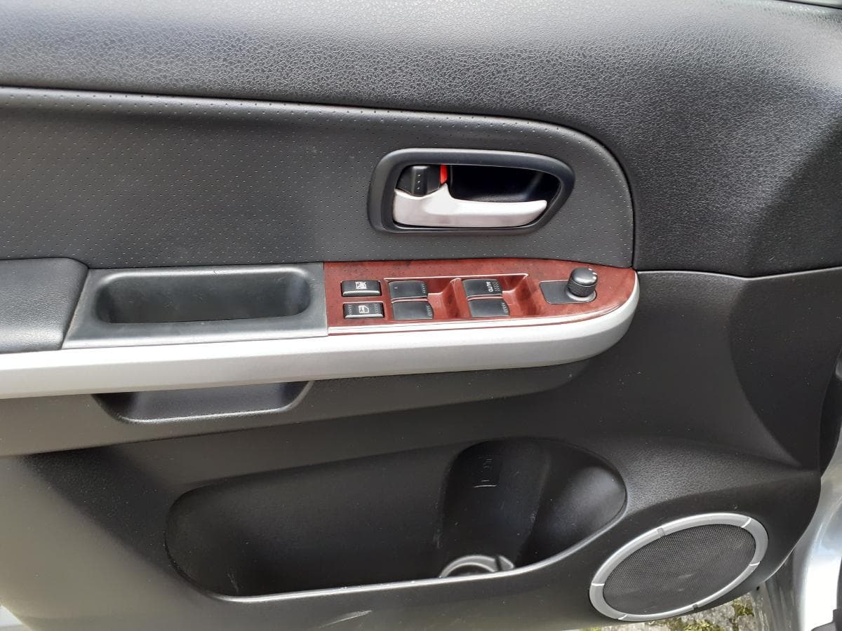 Suzuki Grand Vitara 1.9 DDIS · Ano 2007 — imagem 9