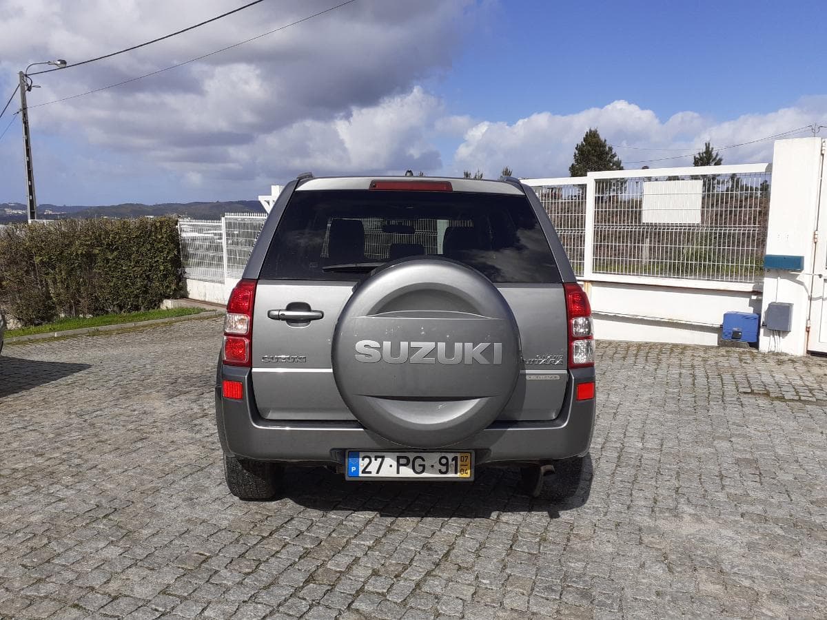 Suzuki Grand Vitara 1.9 DDIS · Ano 2007 — imagem 5