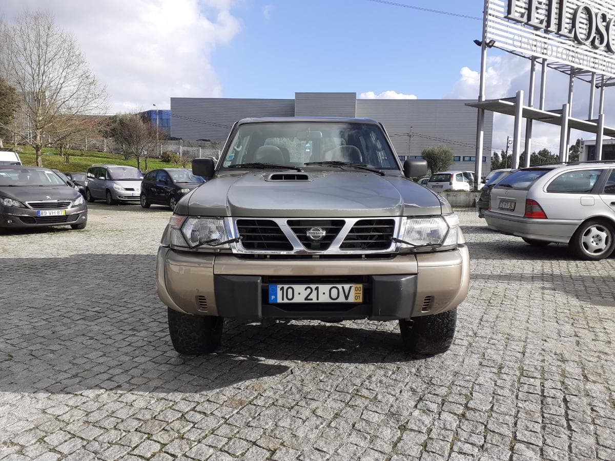 Nissan Patrol GR 2.8TD · Ano 2000 — imagen 2