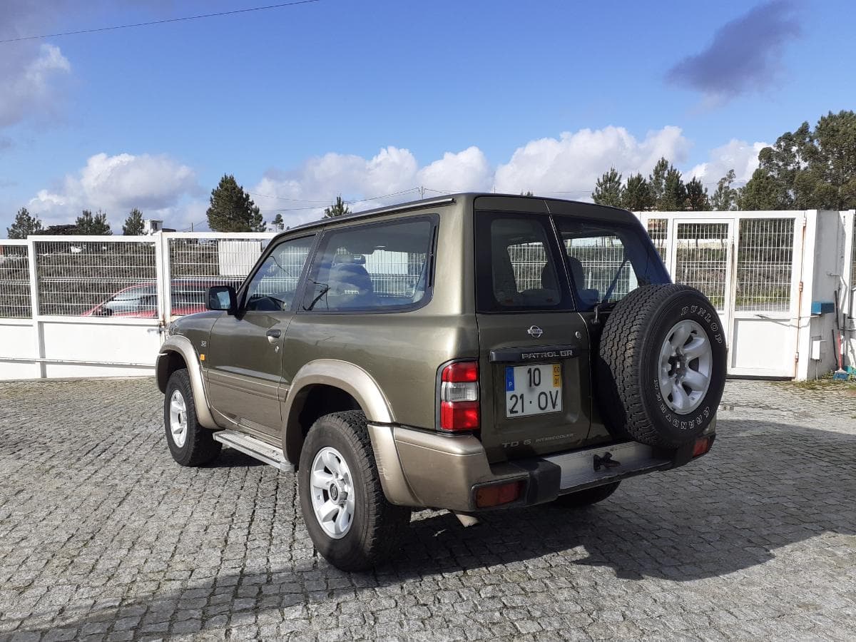 Nissan Patrol GR 2.8TD · Ano 2000 — imagen 6