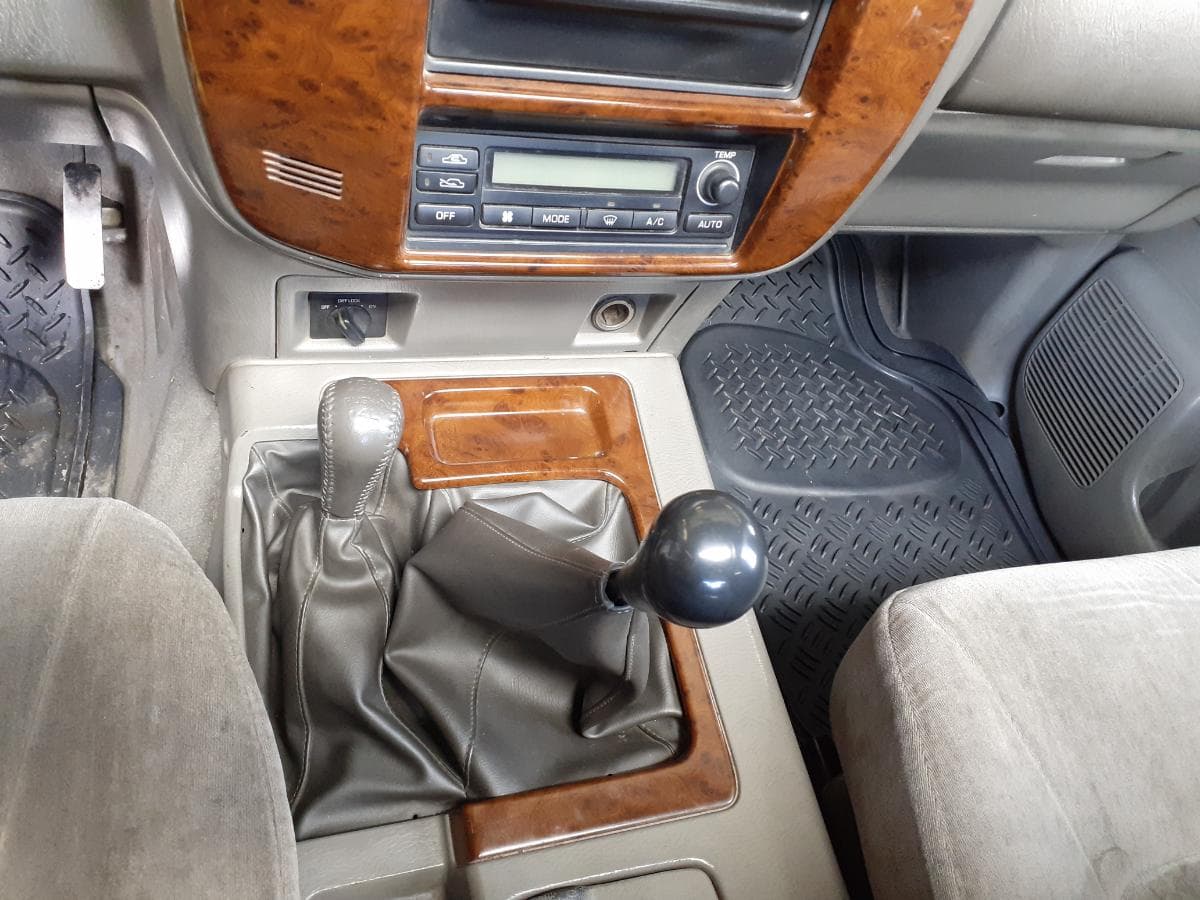 Nissan Patrol GR 2.8TD · Ano 2000 — imagen 12