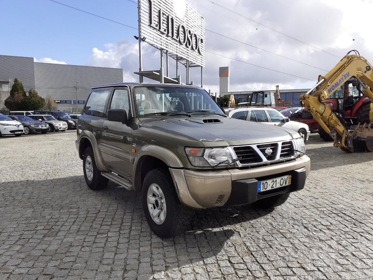 Nissan Patrol GR 2.8TD · Ano 2000