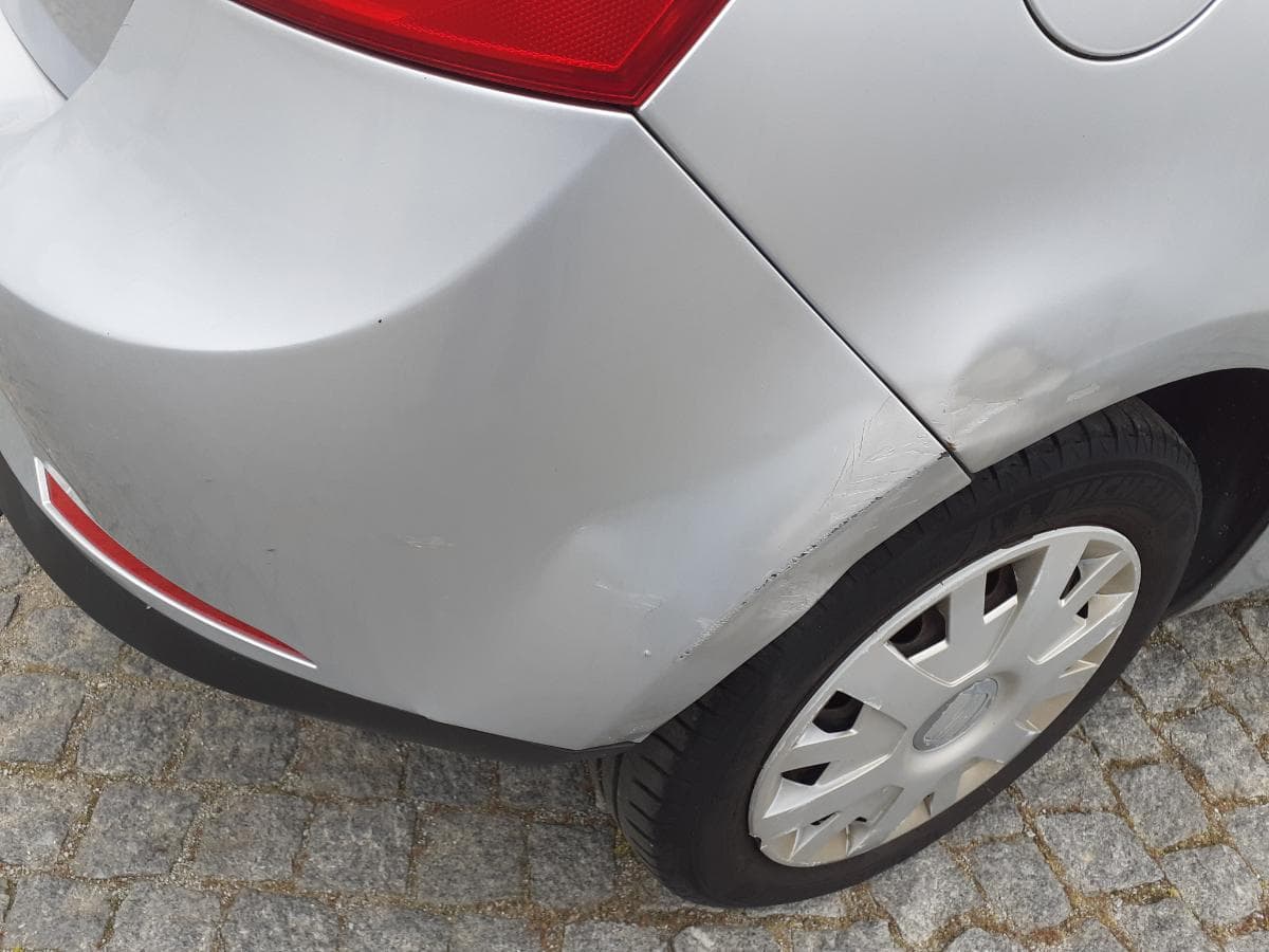 Seat Ibiza 1.6 TDI · Ano 2009 — imagem 19