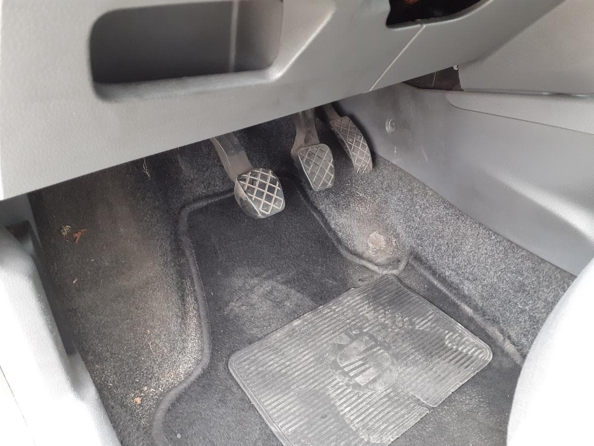 Seat Ibiza 1.4 TDI · Ano 2008 — imagem 8