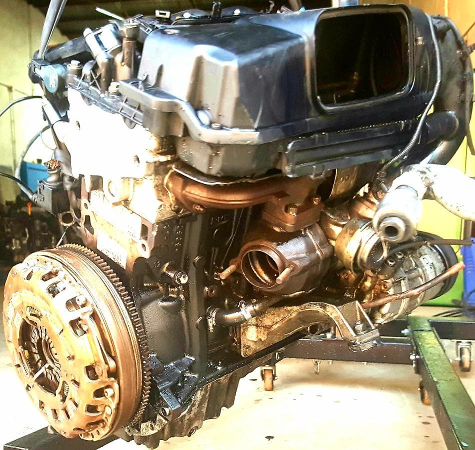 Motor BMW 3 Series 320D 204 D4 Touring — imagem 11