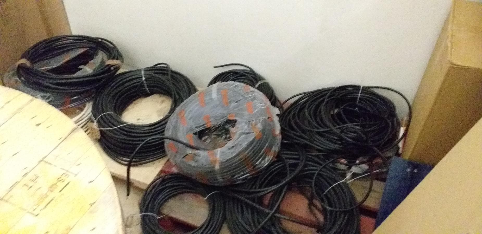 Equipamento Elétrico — imagem 18