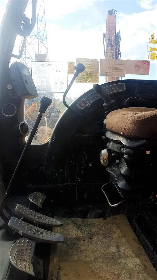 Mini excavadora JCB 8.5 Ton — imagen 8