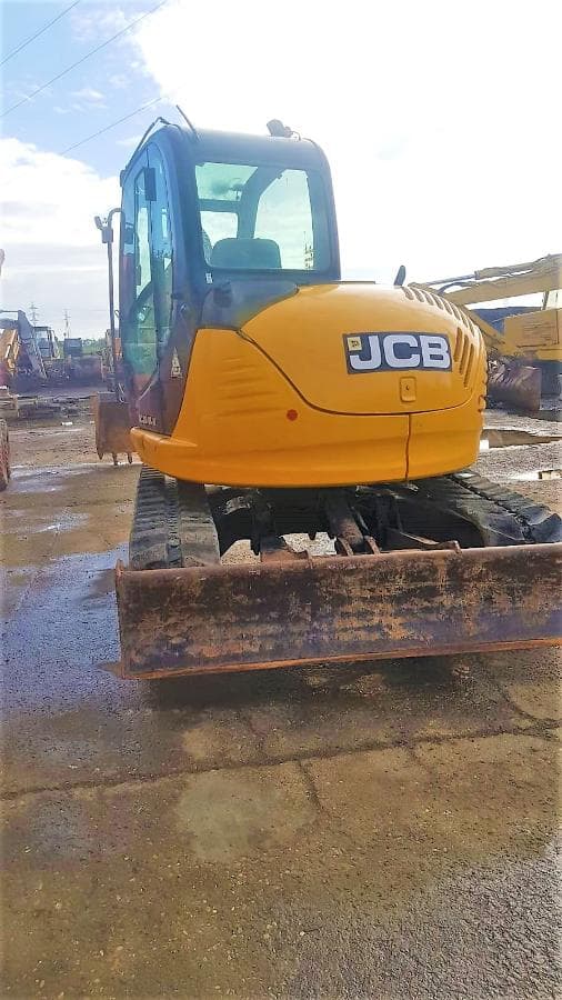 Mini excavadora JCB 8.5 Ton — imagen 4