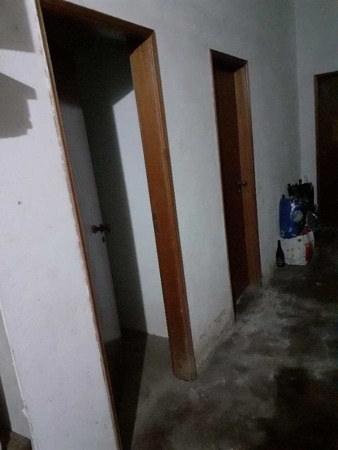 Garagem Fechada + Arrumos · Coimbra — imagem 4
