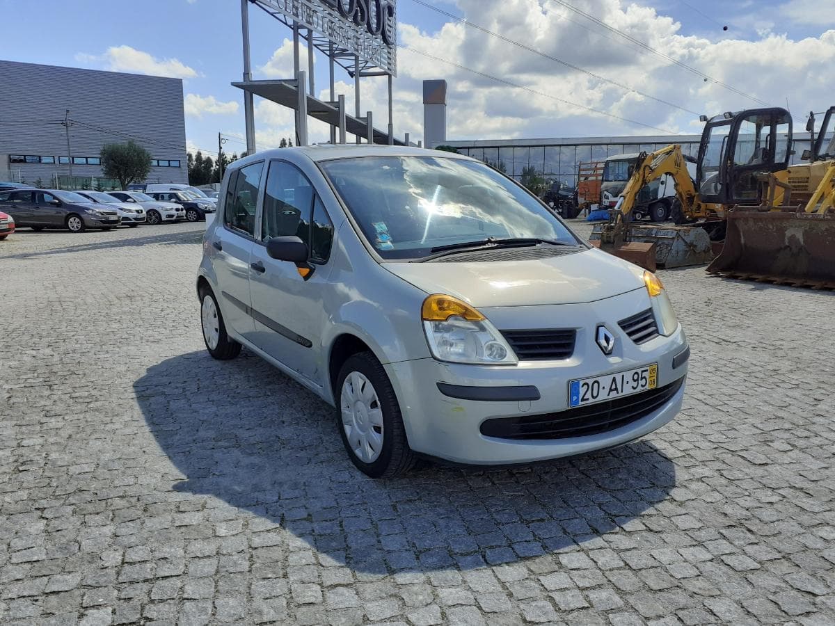 Renault Modus 1.2 16V · Ano 2005 — image 1