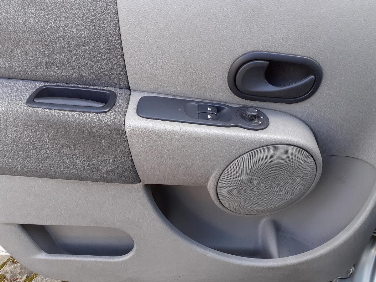 Renault Modus 1.2 16V · Ano 2005 — image 9