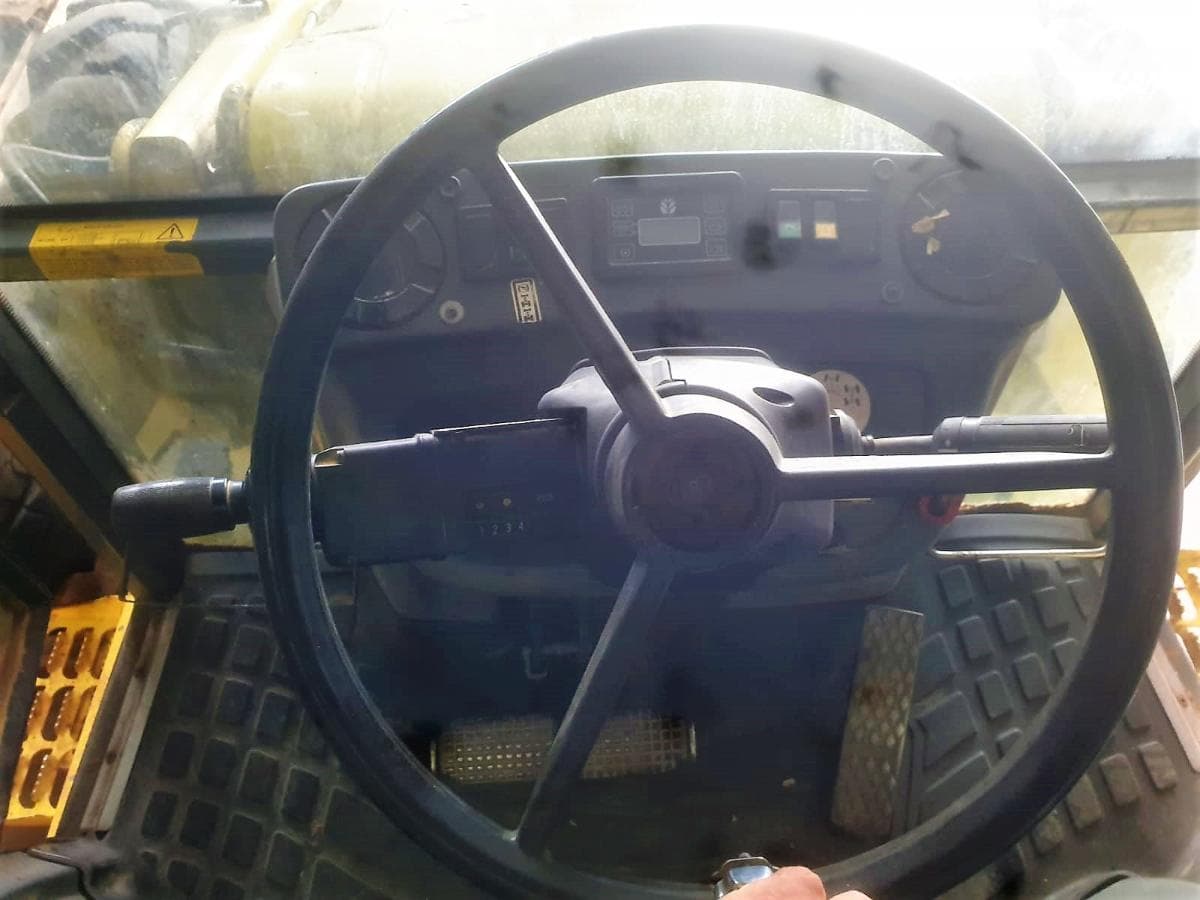 Mixta New Holland Ib115 — imagem 9