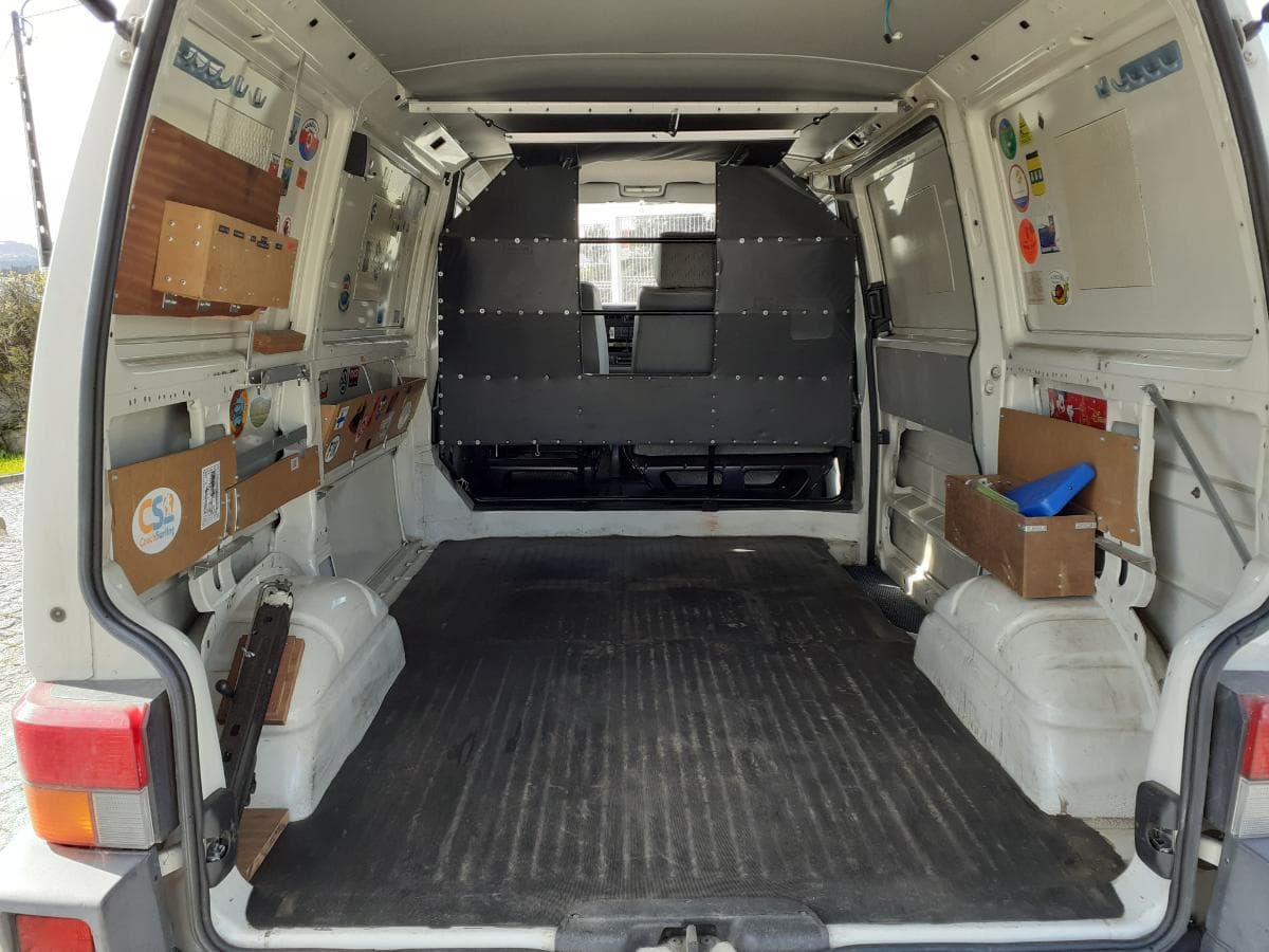 Volkswagen Transporter 2.4 · Diesel — imagem 7