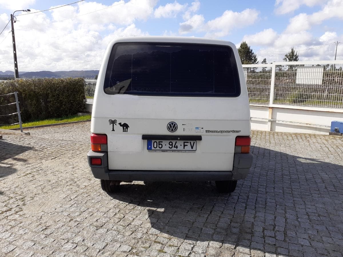 Volkswagen Transporter 2.4 · Diesel — imagem 5