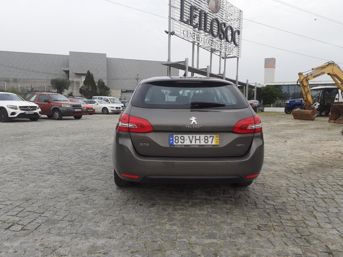 Redução Valor · Peugeot 308 1.6 HDI · Ano 2015 — imagen 5