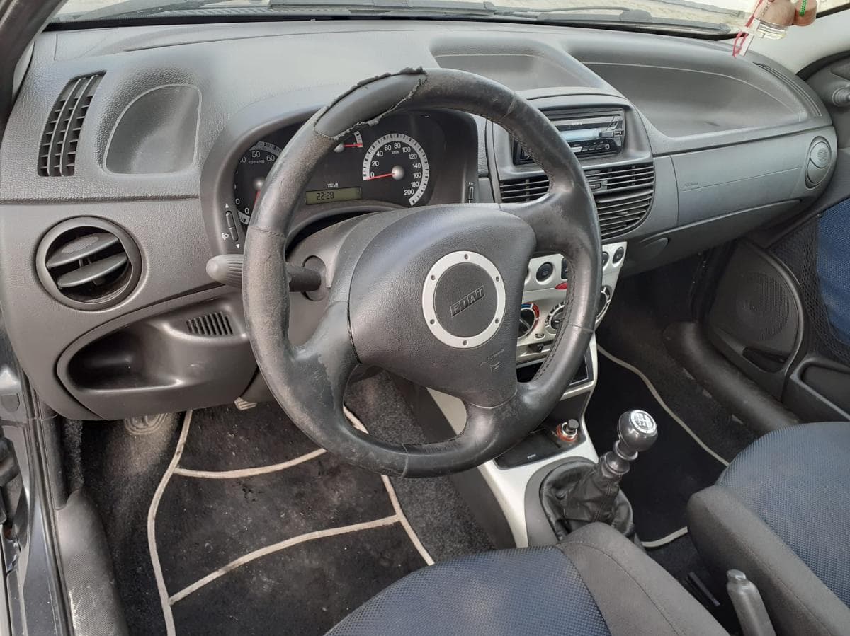 Fiat Punto · Ano 2001 — imagem 10