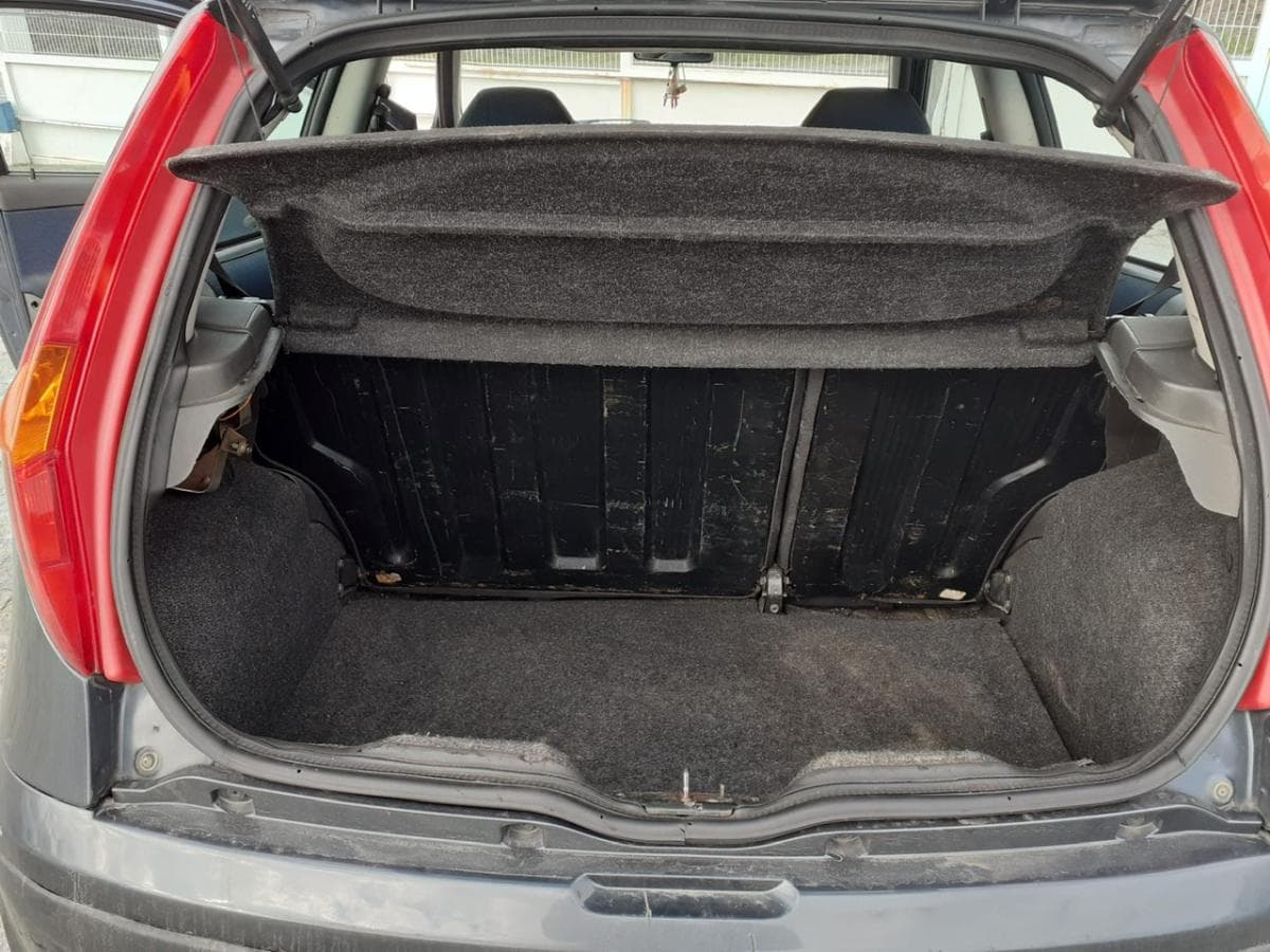 Fiat Punto · Ano 2001 — imagem 14