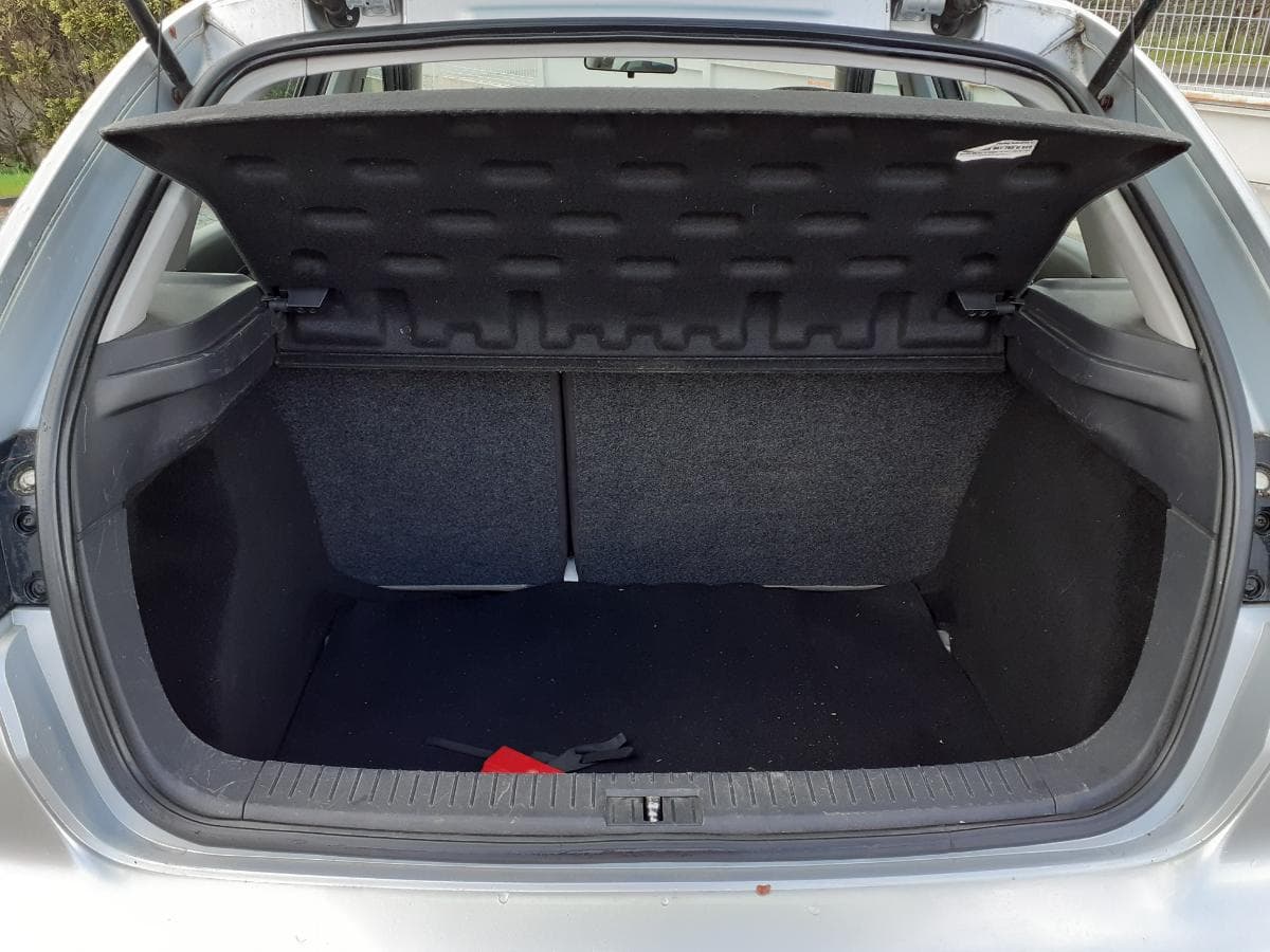 Seat Ibiza 1.2 · Ano 2005 — imagen 16
